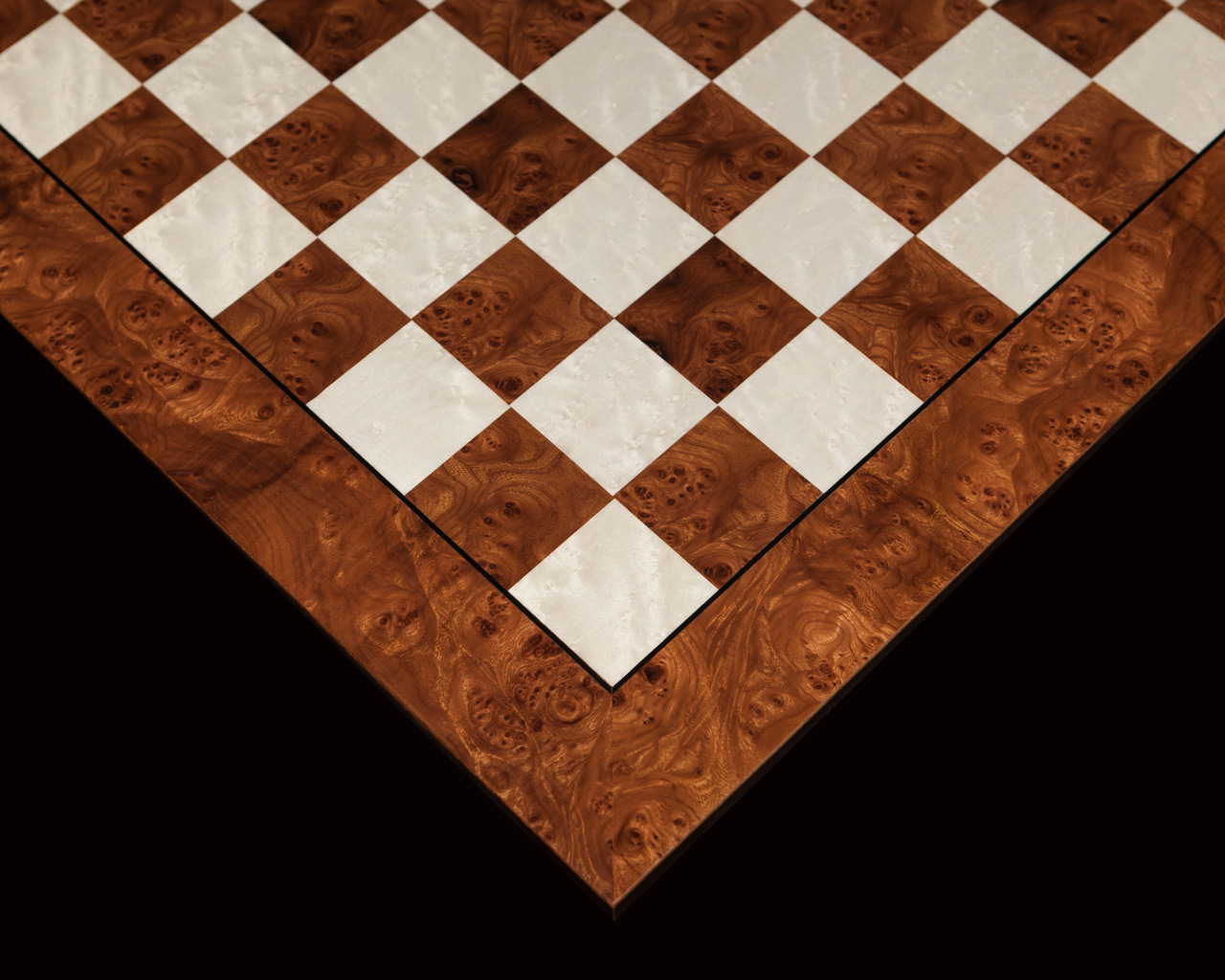 Toscana 60 cm matt root of elm chess board, angled view