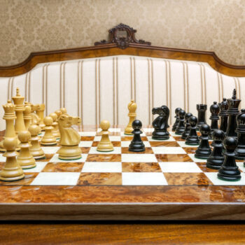 Shown with: 51 cm Venezia chess board Viking lacquered boxwood and ebony chess pieces in the starting position on the 51 cm Venezia chess board